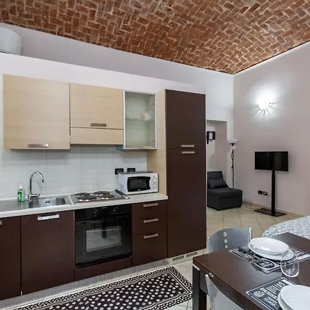 Apartment In Cortile *