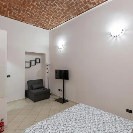 In Cortile Τορίνο